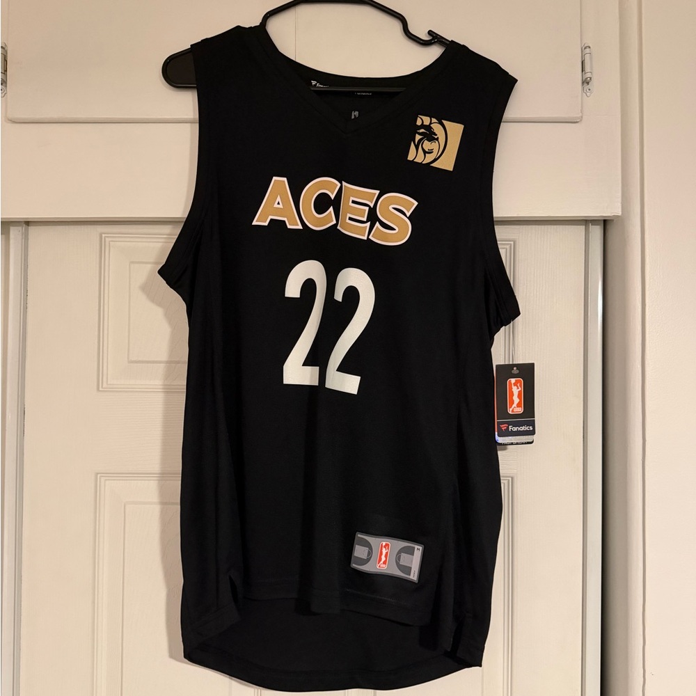 NWT. Fanatics A'ja Wilson Jersey. Youth Medium.